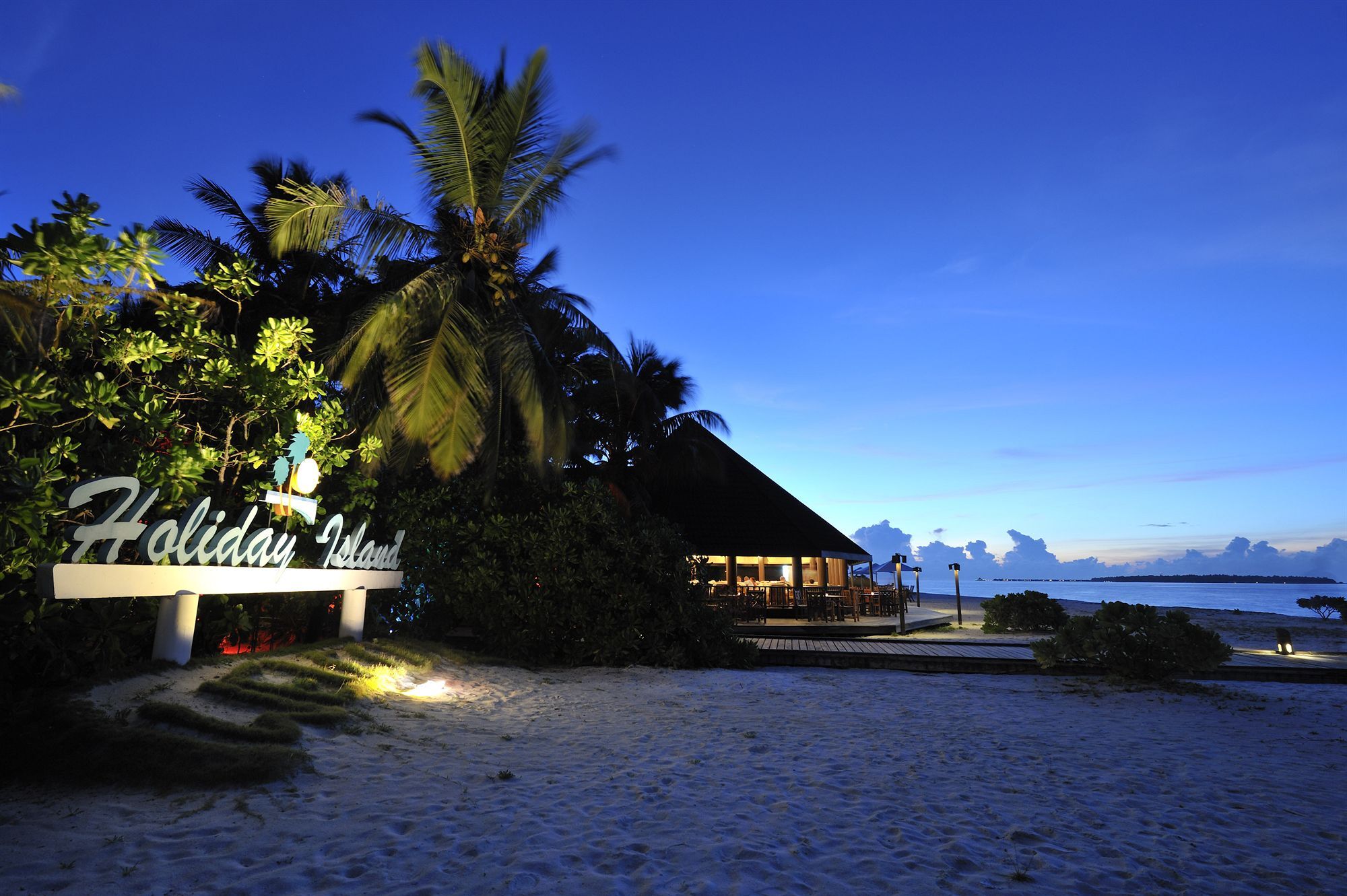 Holiday Island Resort & Spa Maamigili Exterior foto
